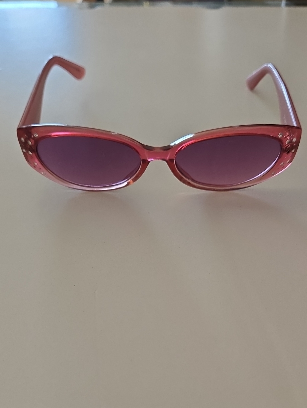 Pink Women's Steve Madden Sunglasses - Stylish Oval Frames - Size: S/M
